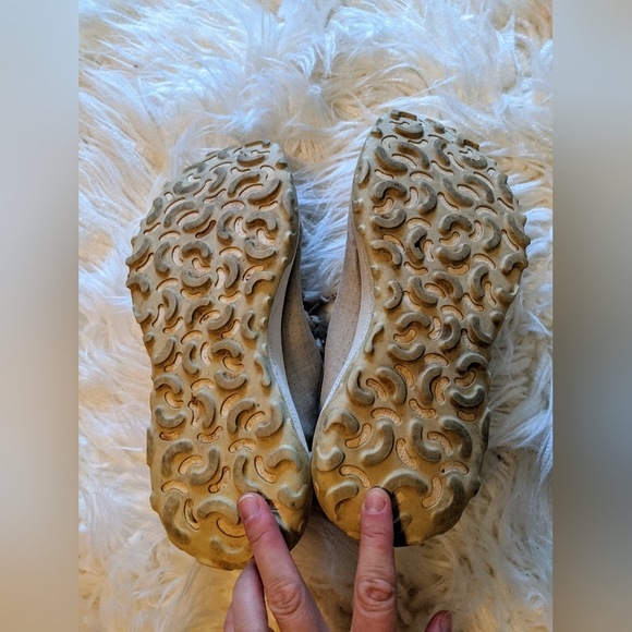 Allbirds Trail Runners SWT in Natural White sz 10 - Picture 11 of 11